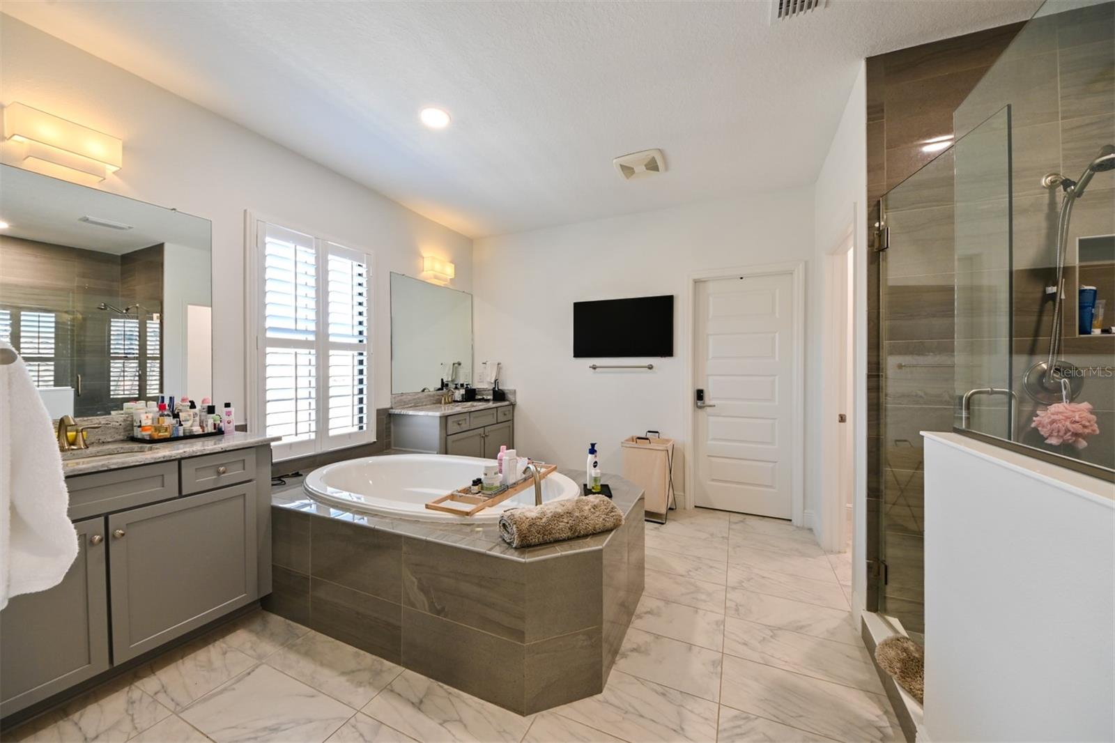 Image 30 of 40 For 21878 Pristine Lake Boulevard