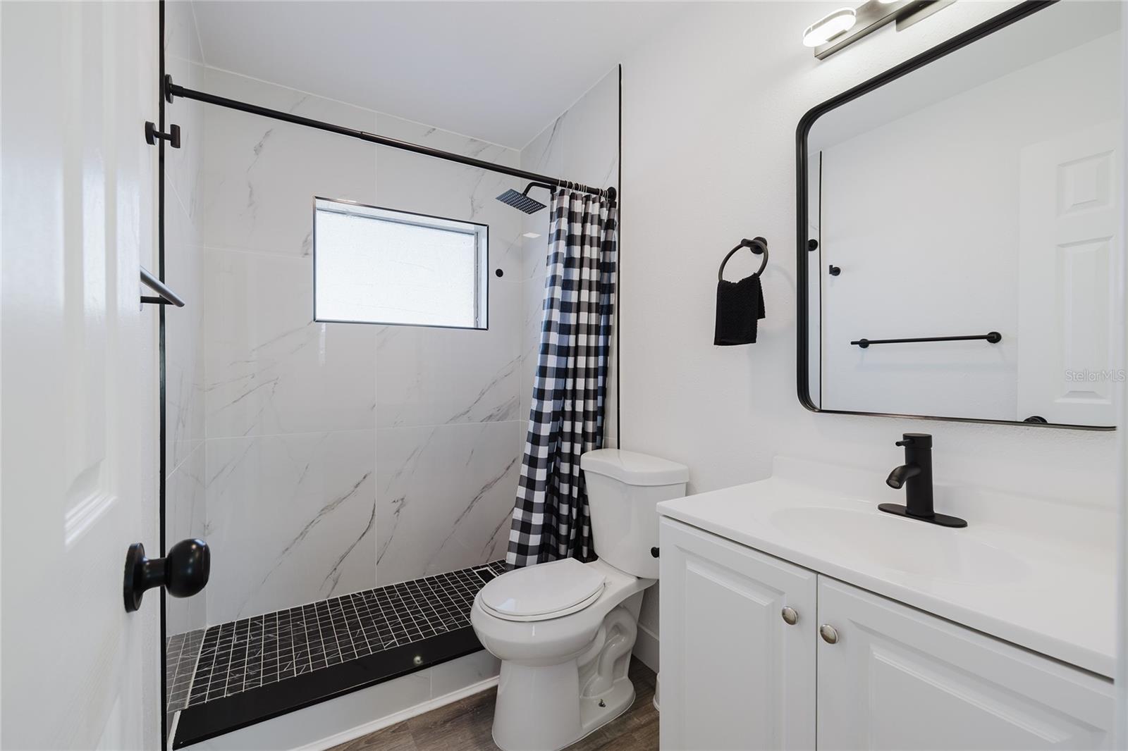 Image 23 of 35 For 6016 Ambassador Drive