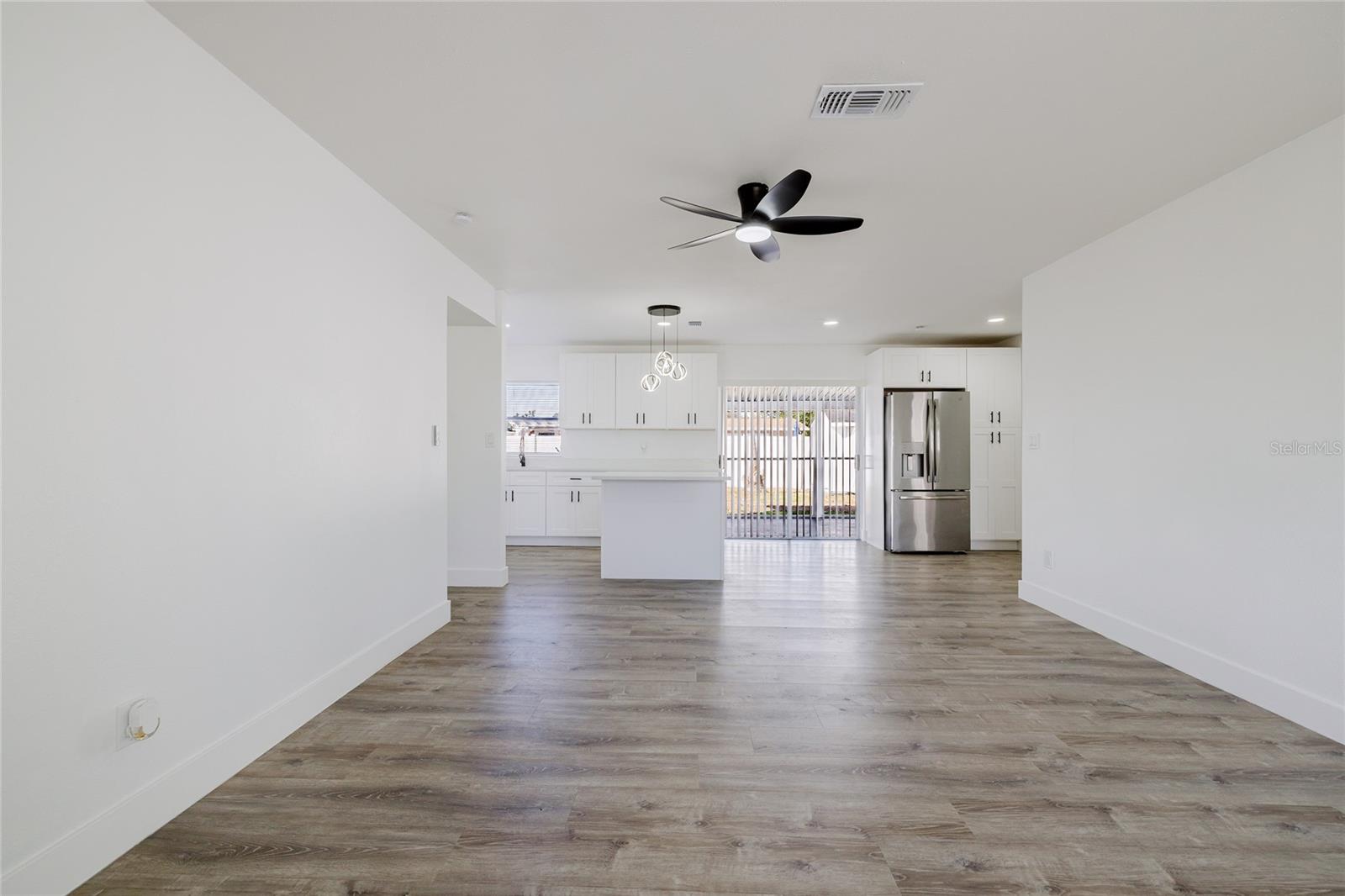 Image 6 of 35 For 6016 Ambassador Drive