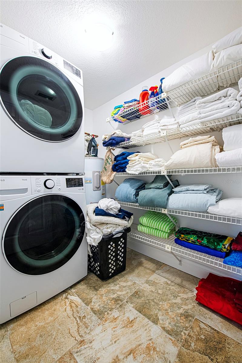 Image 13 of 33 For 1060 Pinellas Bayway S 106