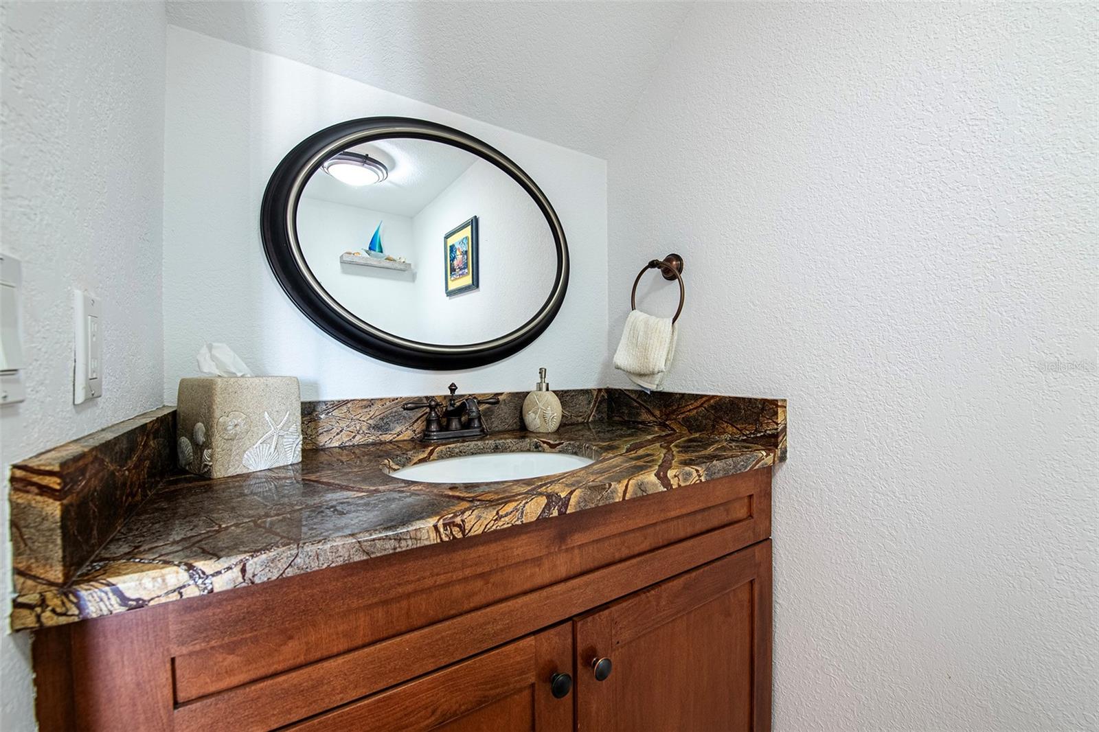 Image 17 of 33 For 1060 Pinellas Bayway S 106