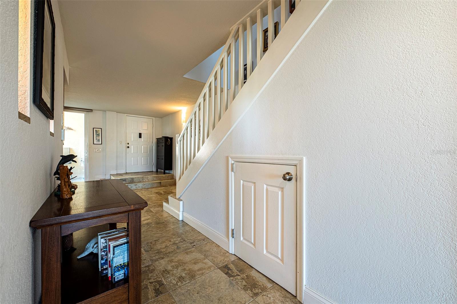 Image 19 of 33 For 1060 Pinellas Bayway S 106