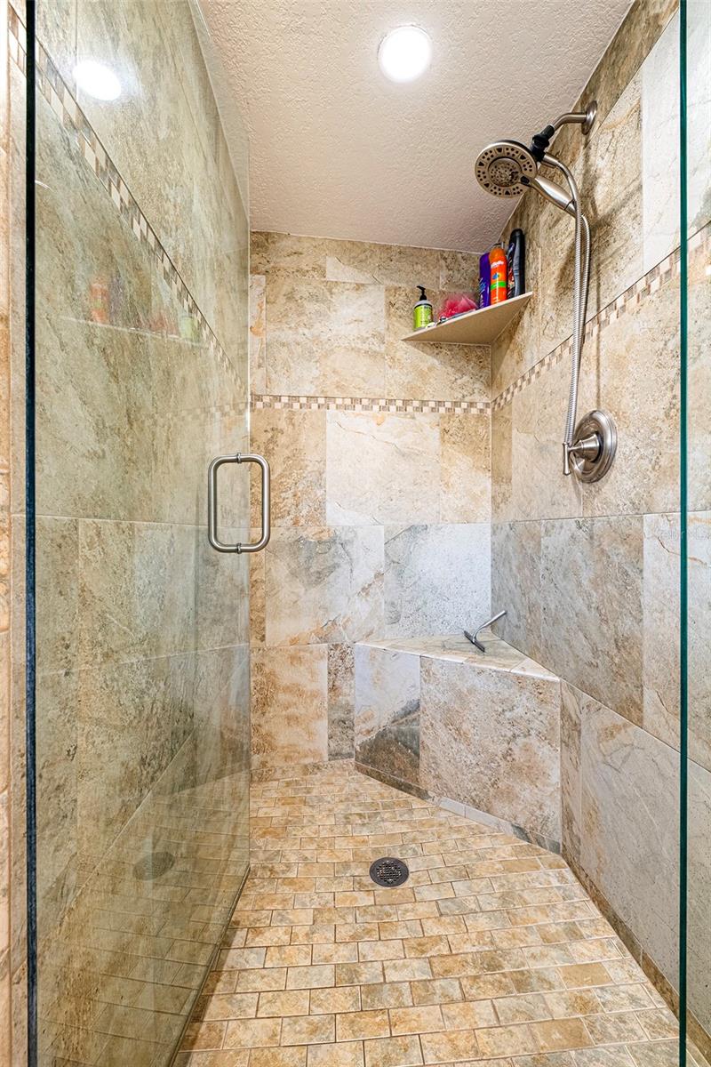 Image 21 of 33 For 1060 Pinellas Bayway S 106