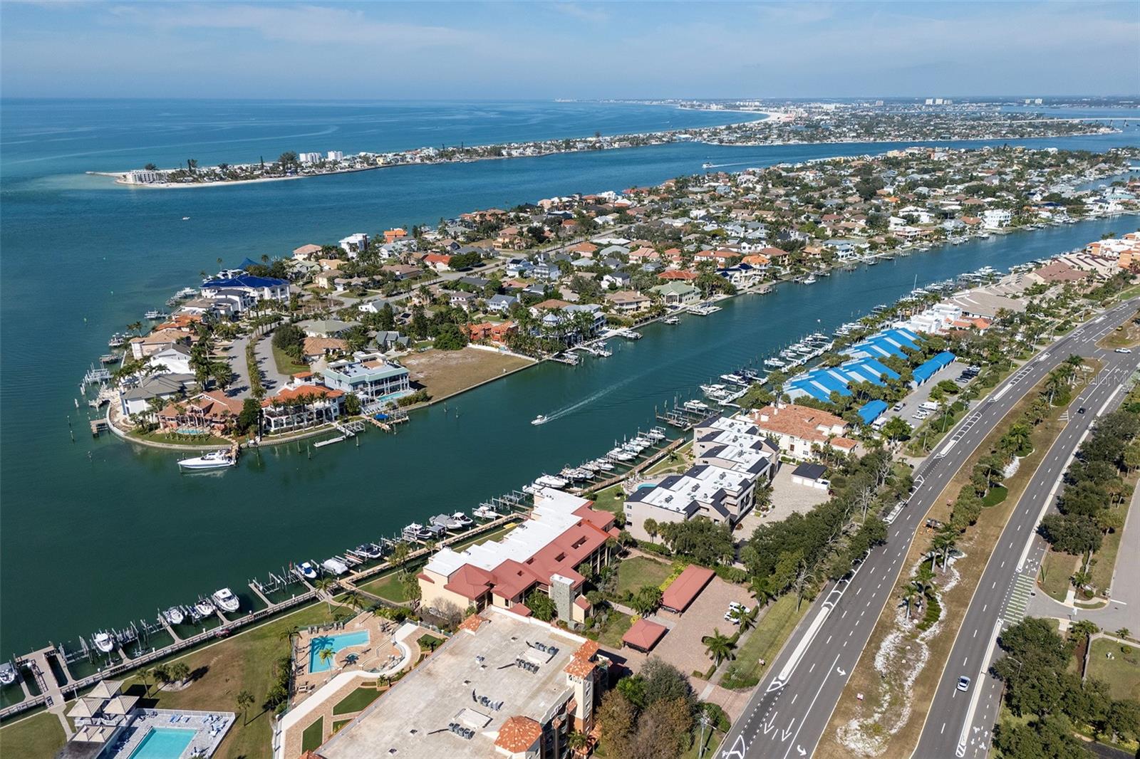 Image 32 of 33 For 1060 Pinellas Bayway S 106