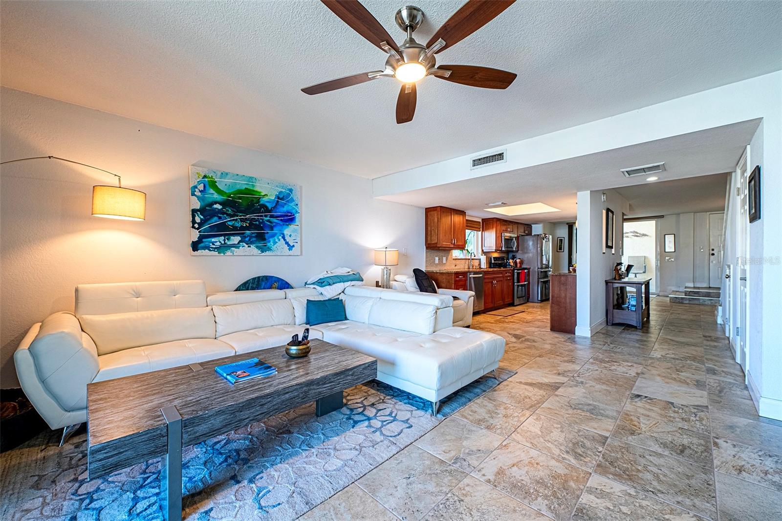 Image 6 of 33 For 1060 Pinellas Bayway S 106