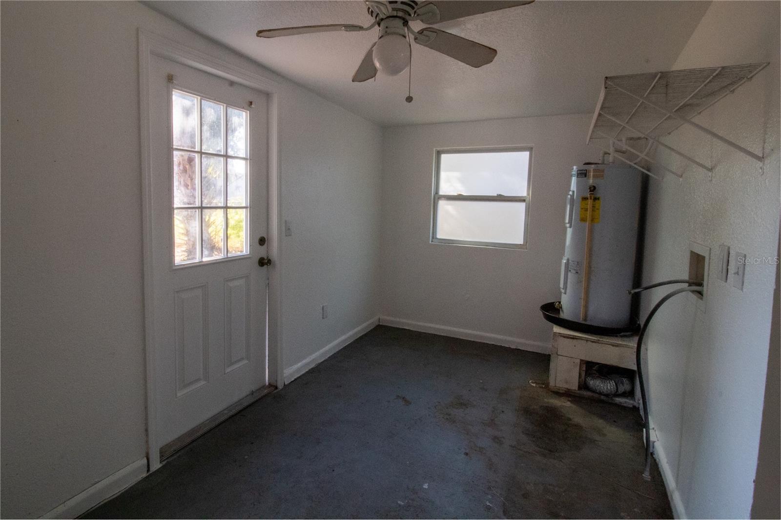 Image 17 of 20 For 8805 Temple Park Drive