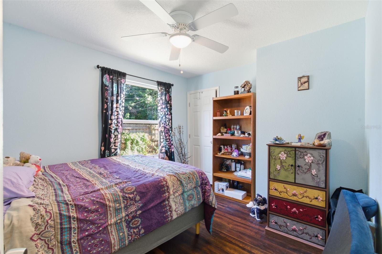 Image 16 of 39 For 4024 43rd Avenue N