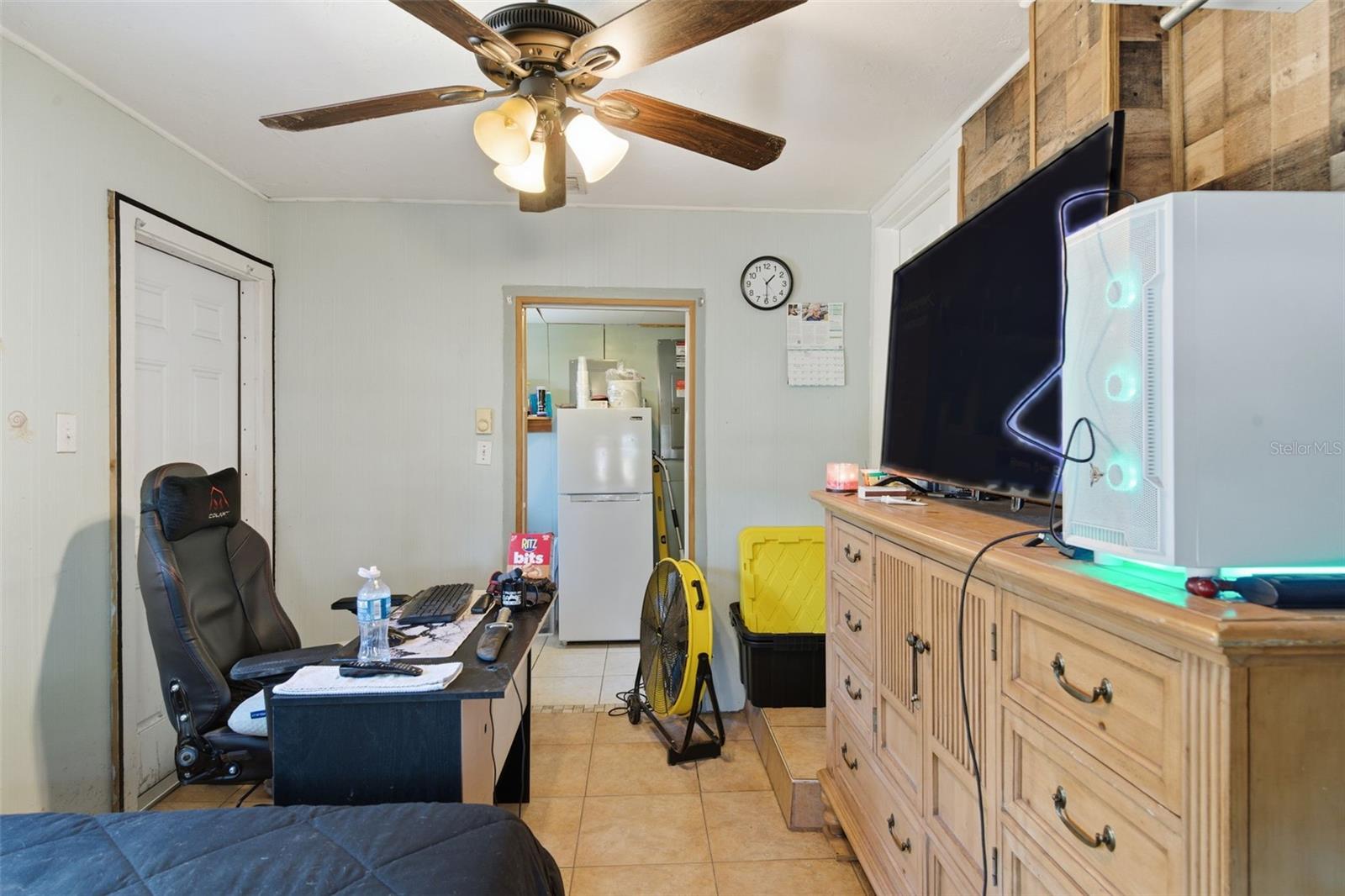 Image 22 of 39 For 4024 43rd Avenue N