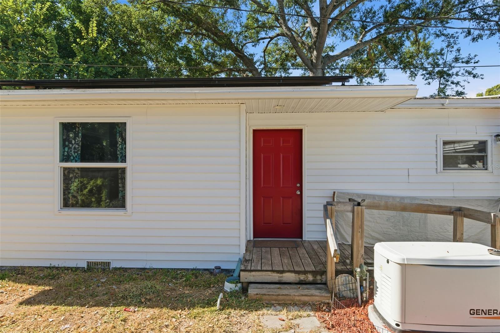 Image 24 of 39 For 4024 43rd Avenue N