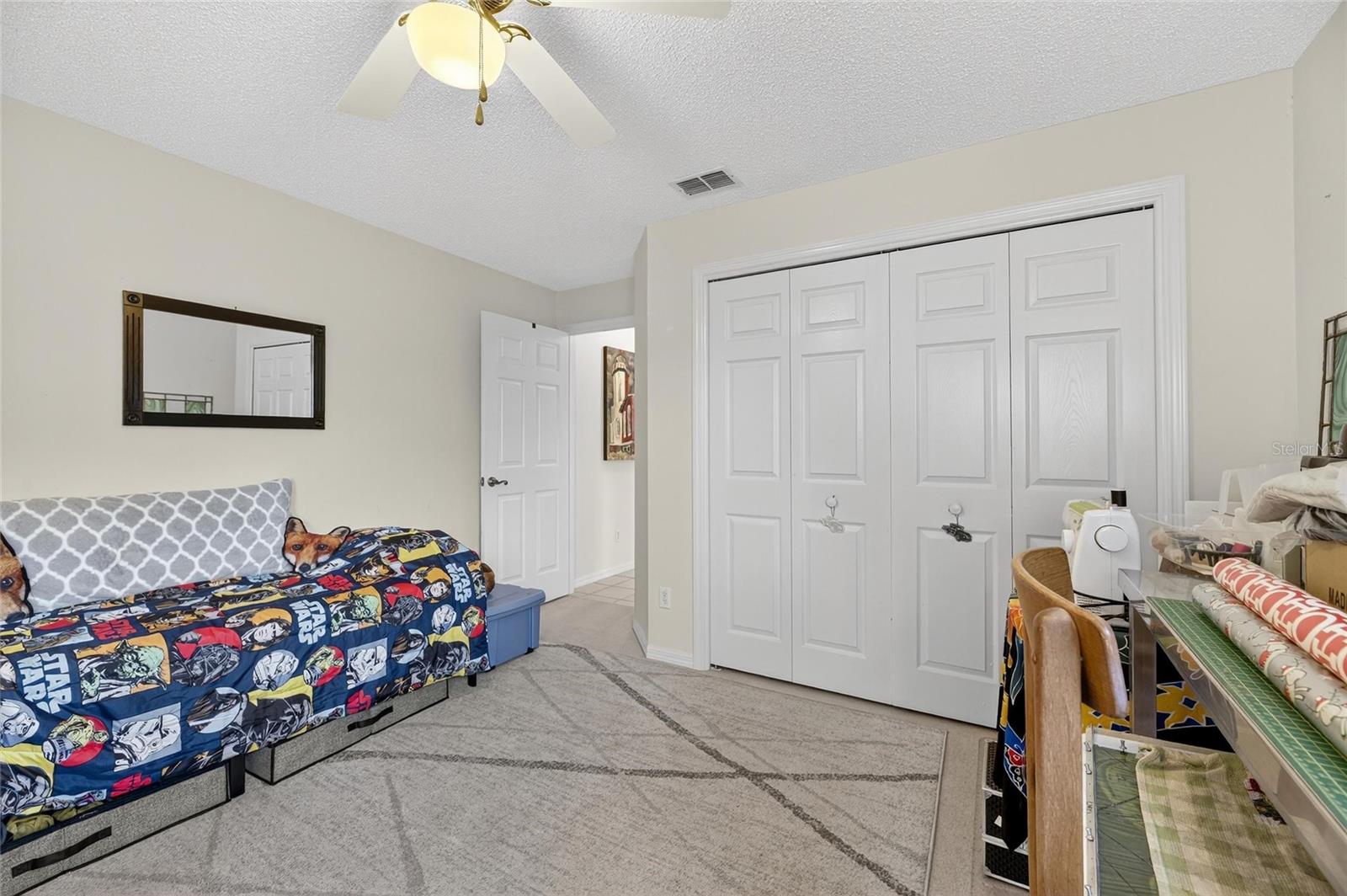 Listing photo id 21 for 2307 Platinum Drive