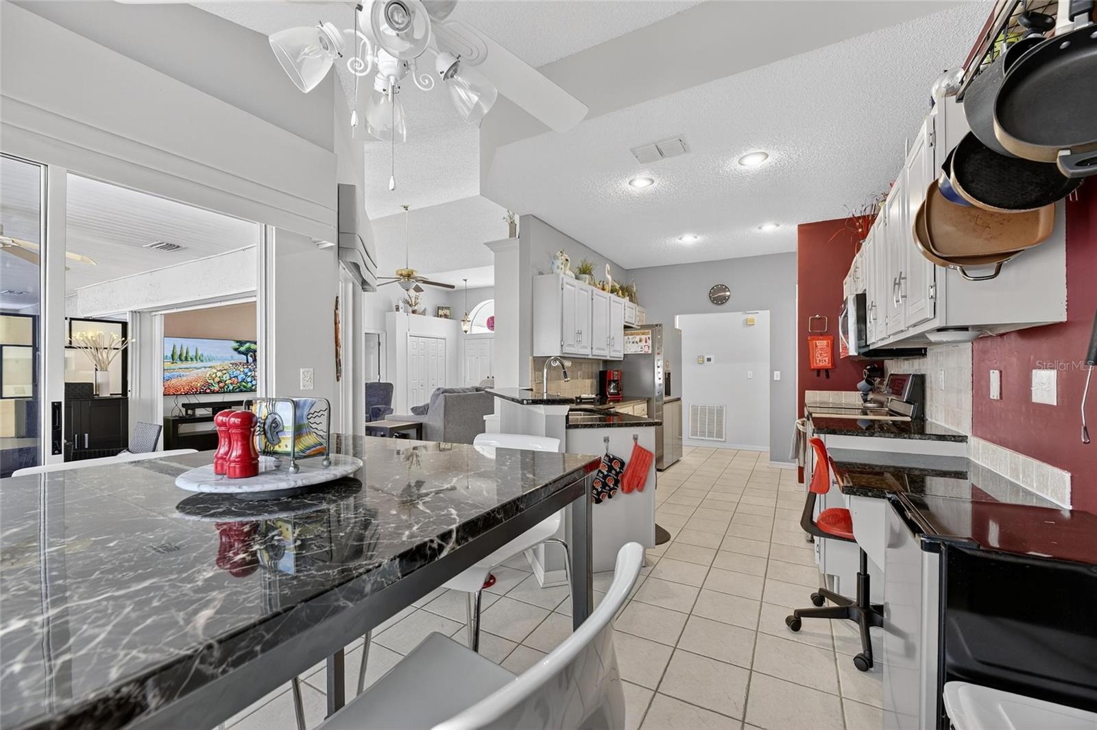 Listing photo id 28 for 2307 Platinum Drive