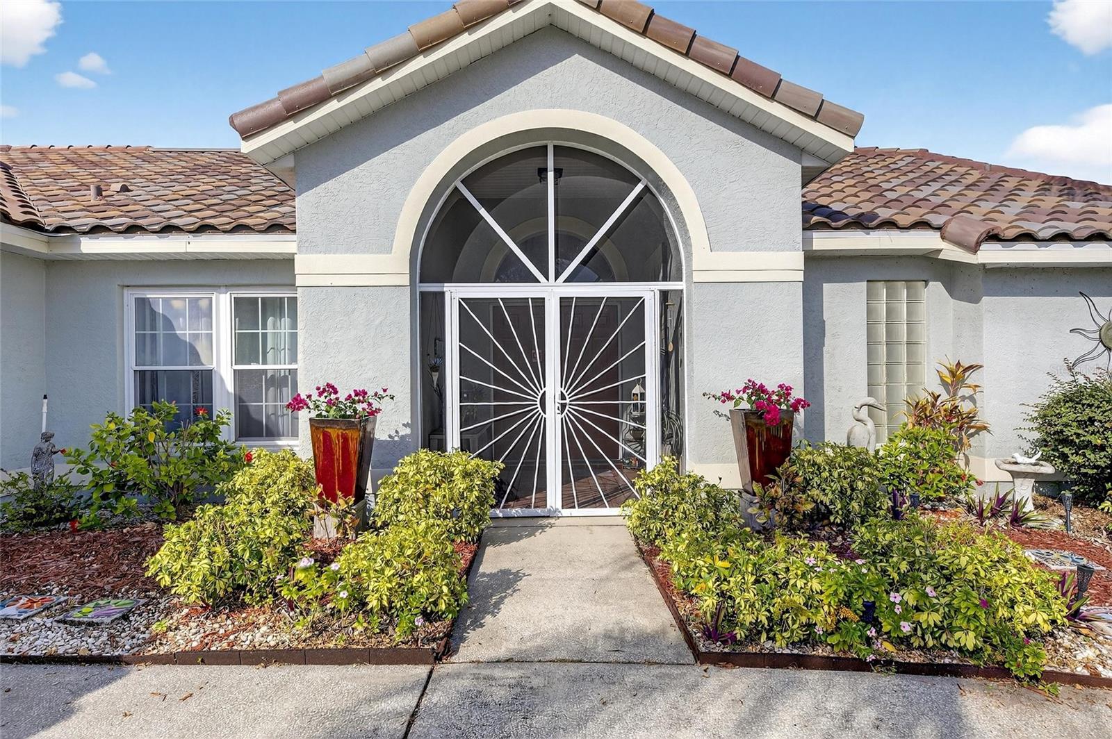 Listing photo id 32 for 2307 Platinum Drive