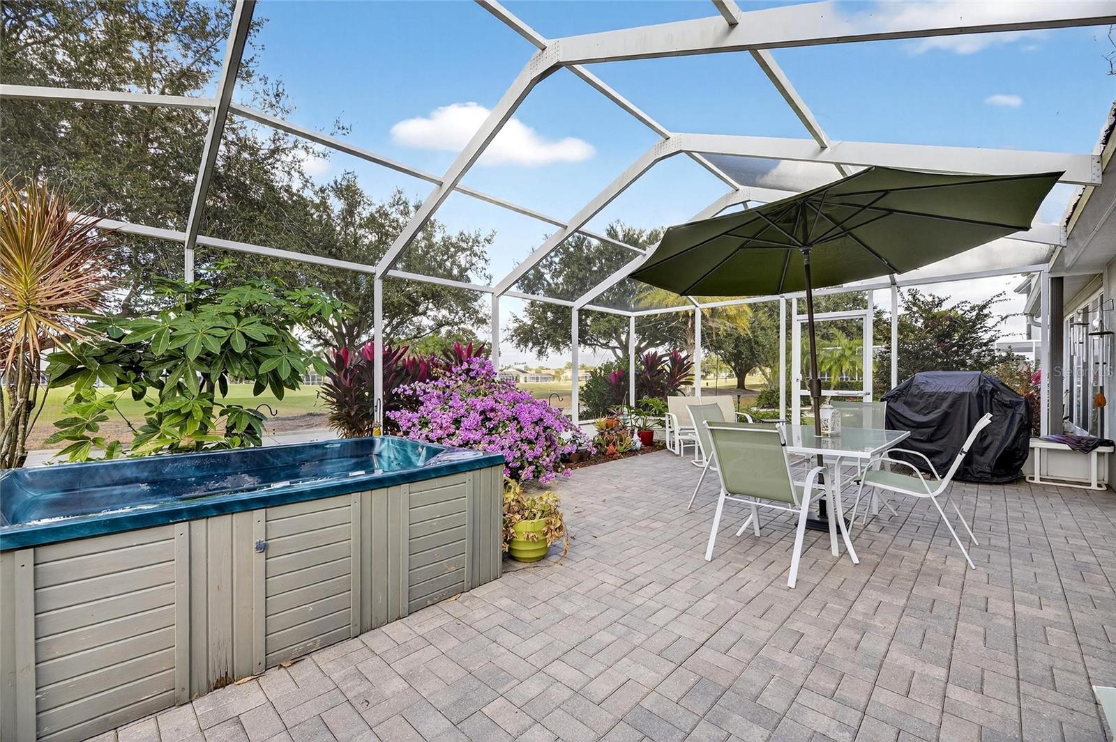 Listing photo id 37 for 2307 Platinum Drive