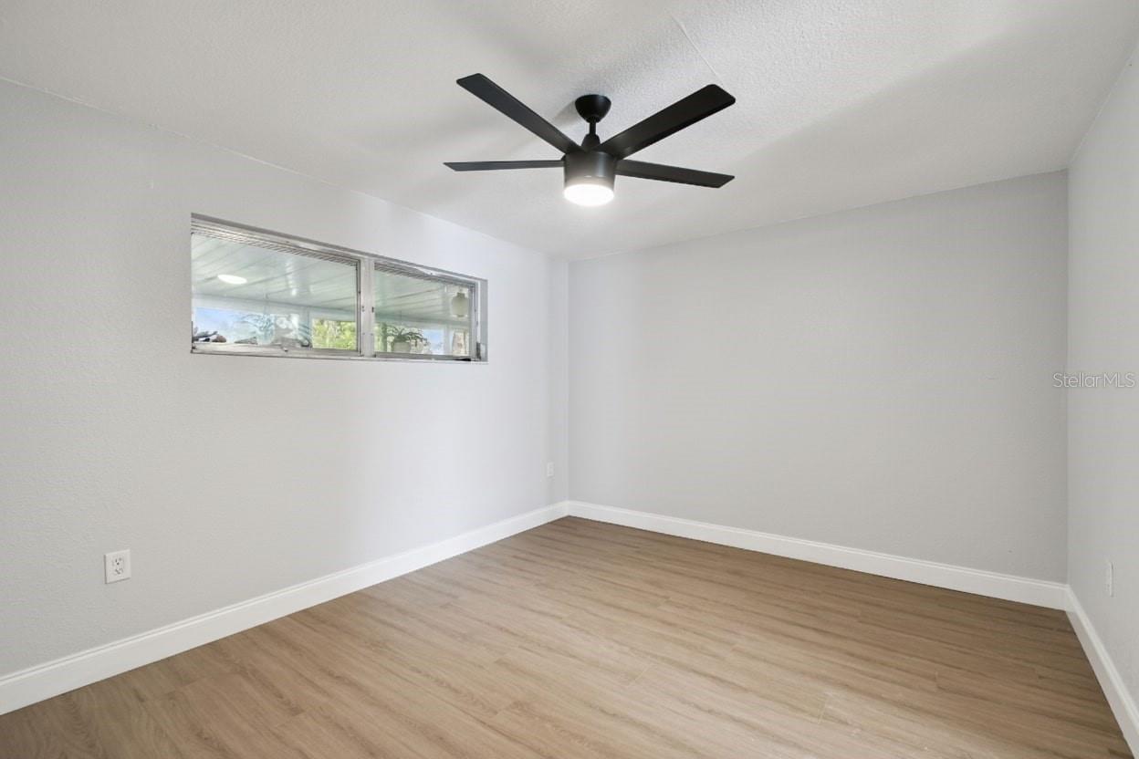 Image 23 of 48 For 369 Westwinds Drive