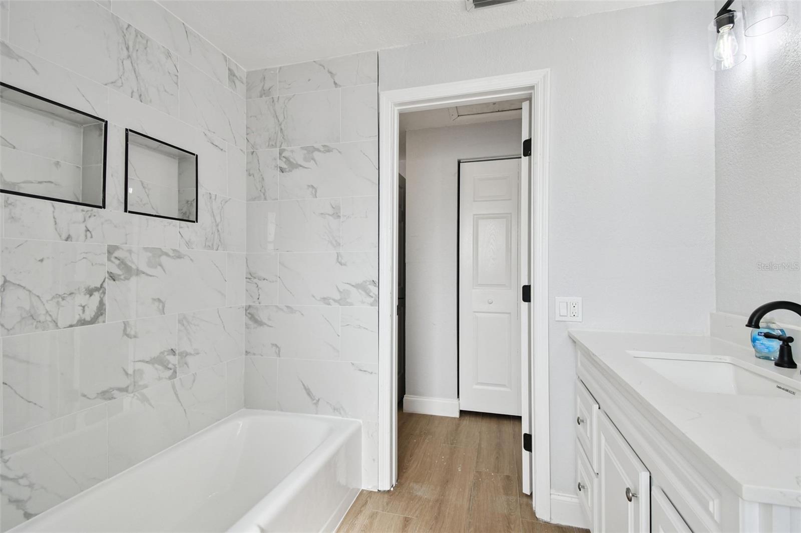 Image 25 of 48 For 369 Westwinds Drive