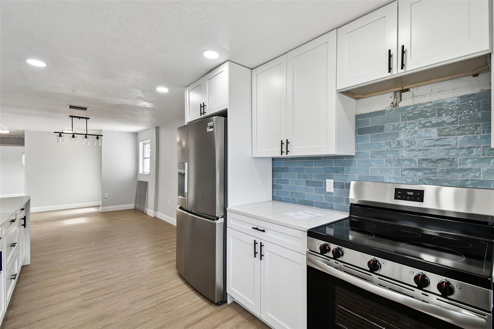 Image 6 of 48 For 369 Westwinds Drive