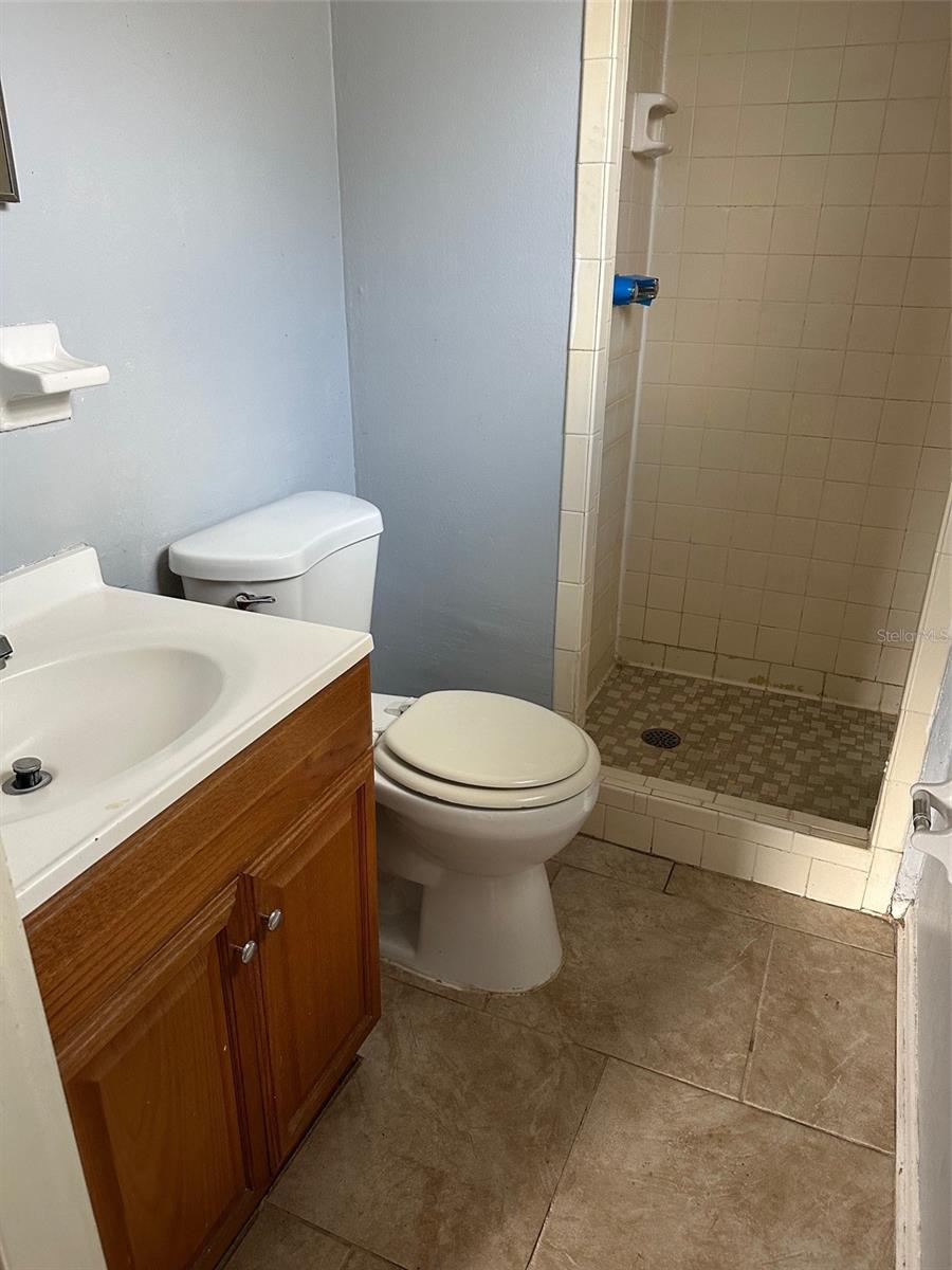 Image 11 of 23 For 952 We Do Wee Court