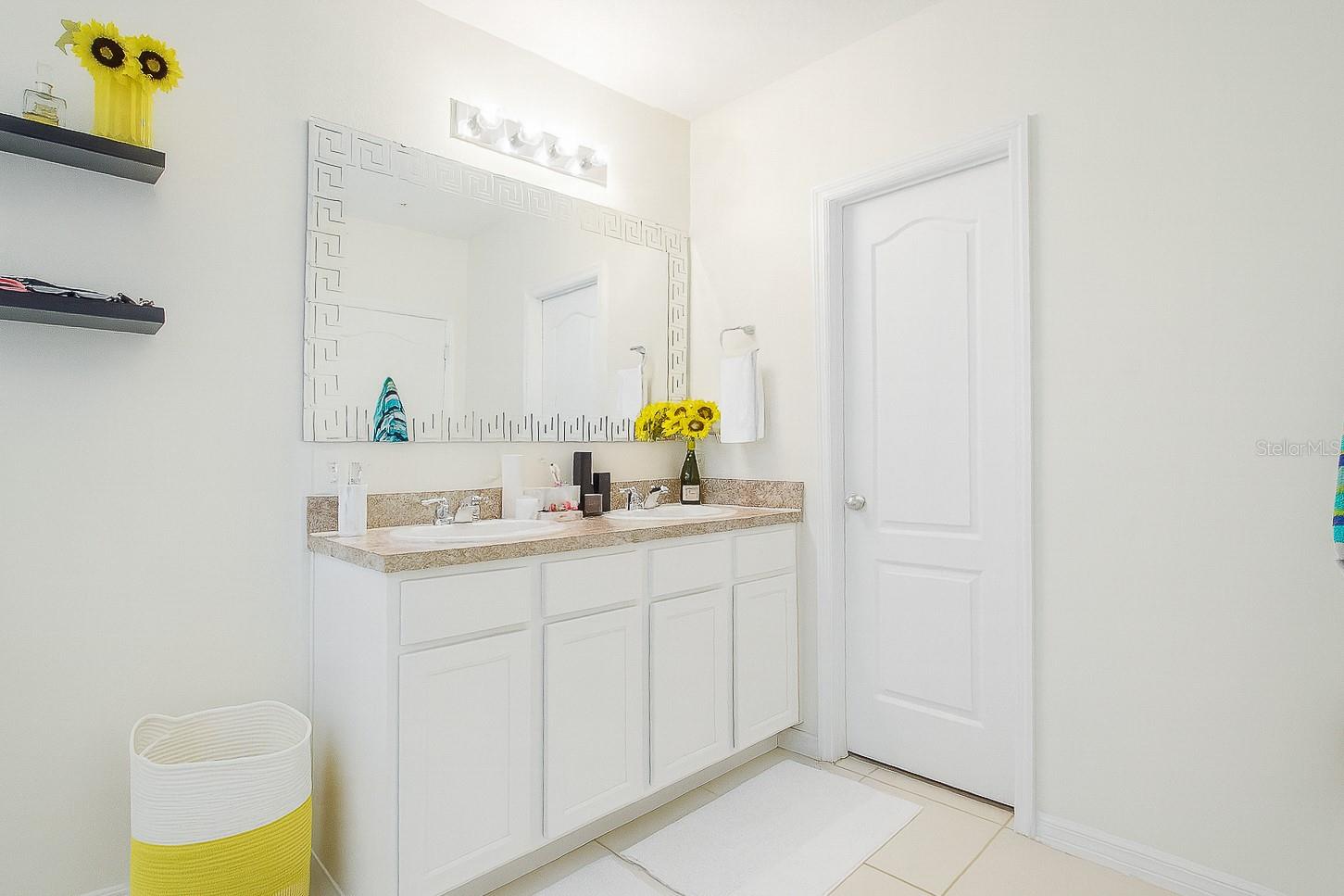 Image 15 of 23 For 3649 Seneca Club Loop C