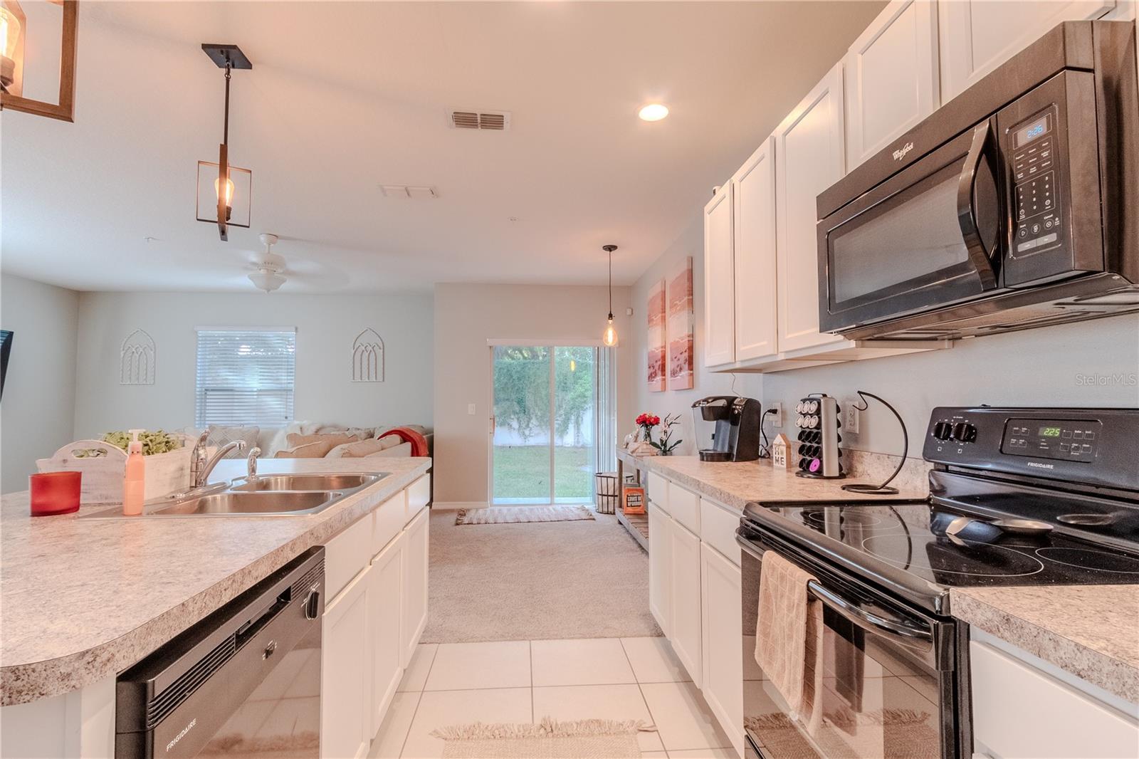 Image 9 of 23 For 3649 Seneca Club Loop C