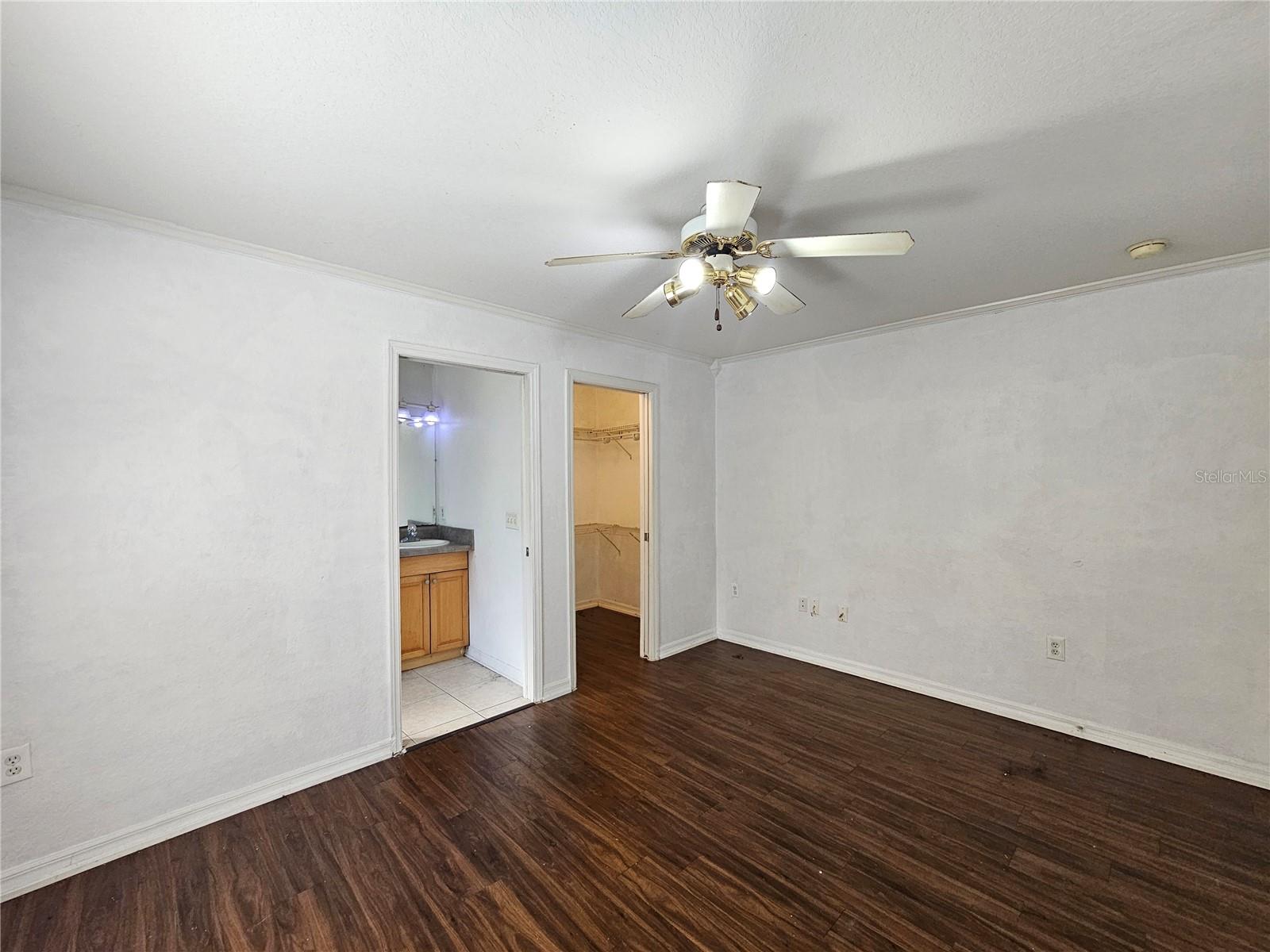 Image 11 of 20 For 2746 Smithtown Drive