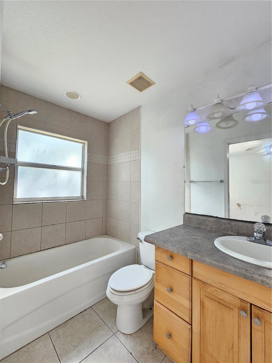 Image 12 of 20 For 2746 Smithtown Drive