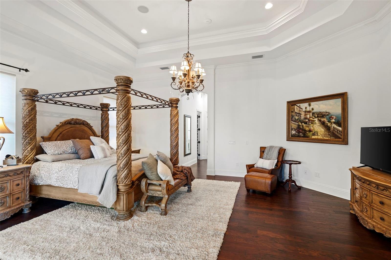 Image 22 of 83 For 10603 Low Oak Terrace