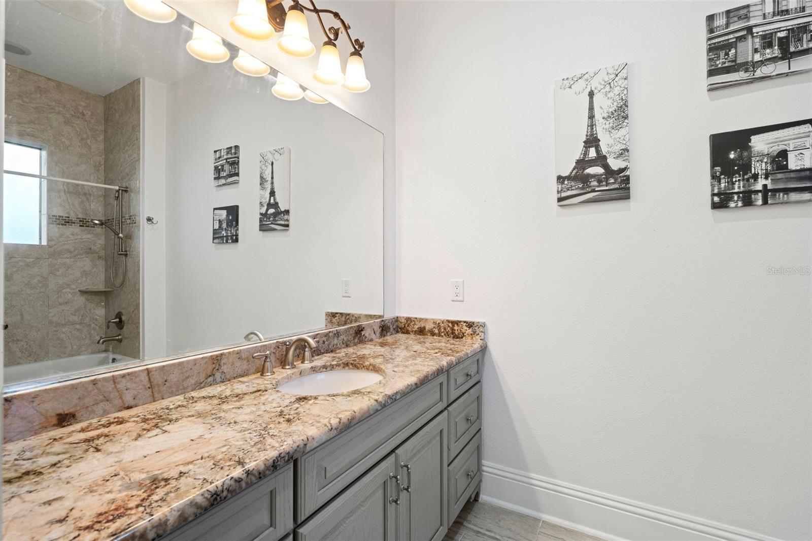 Image 40 of 83 For 10603 Low Oak Terrace