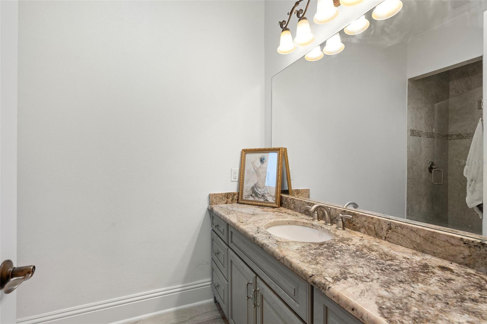 Image 44 of 83 For 10603 Low Oak Terrace