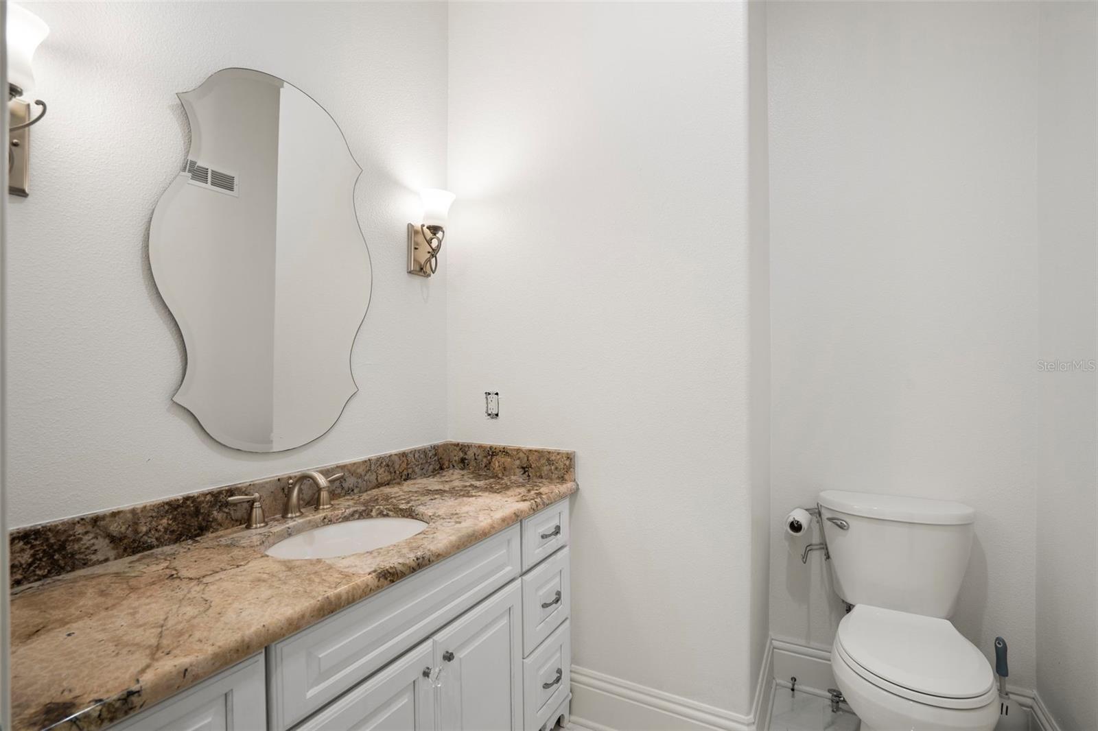 Image 47 of 83 For 10603 Low Oak Terrace