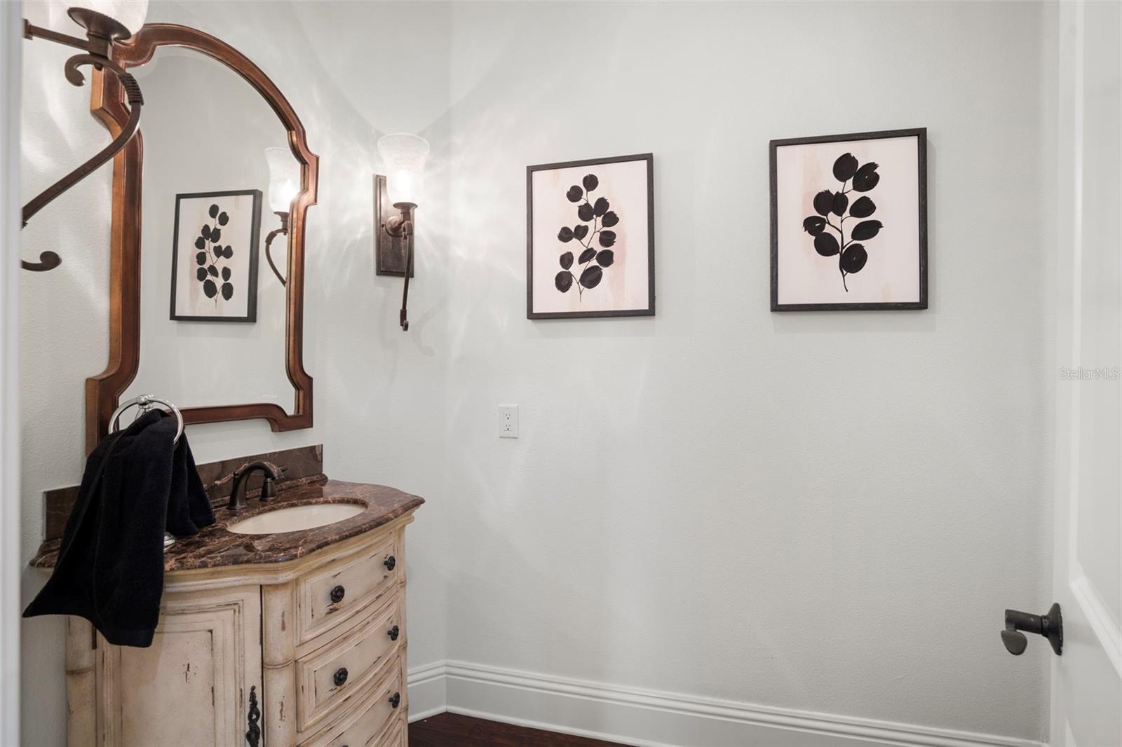 Image 50 of 83 For 10603 Low Oak Terrace