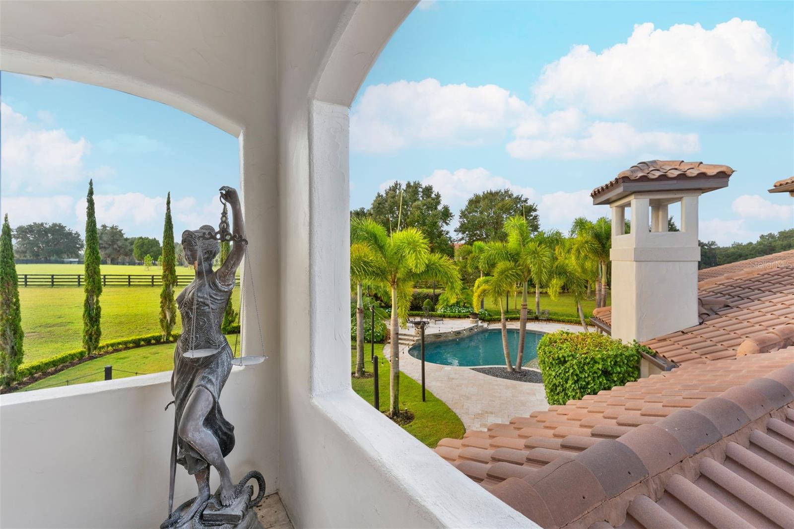 Image 56 of 83 For 10603 Low Oak Terrace