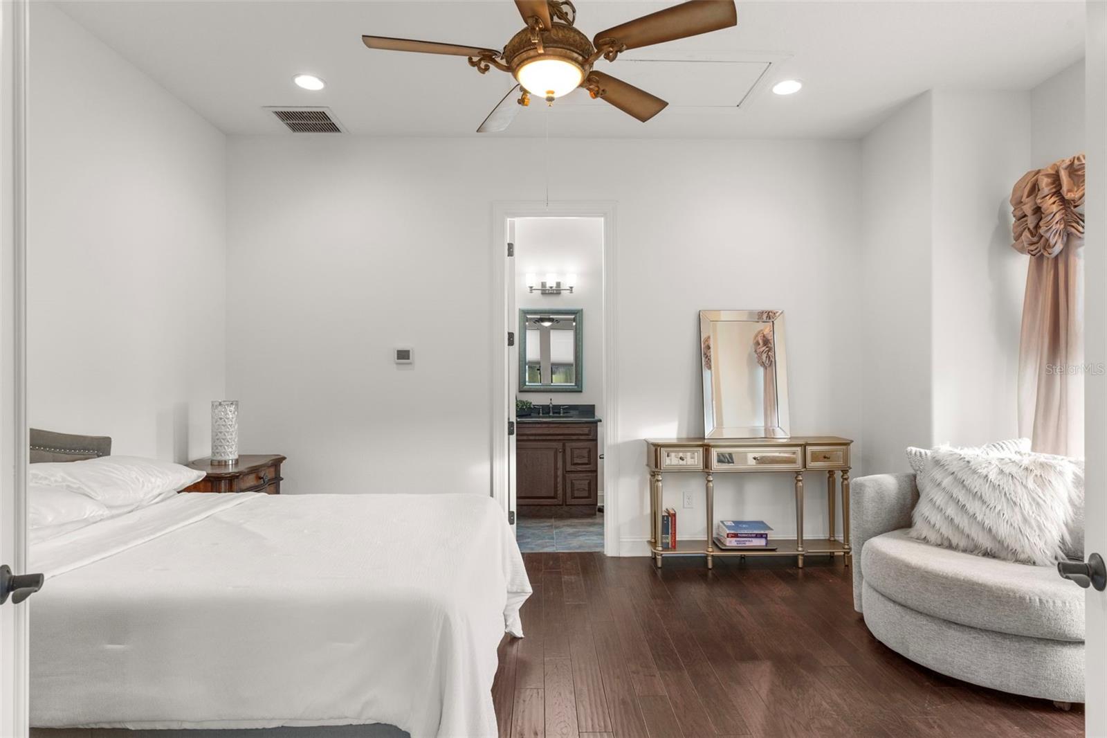 Image 58 of 83 For 10603 Low Oak Terrace