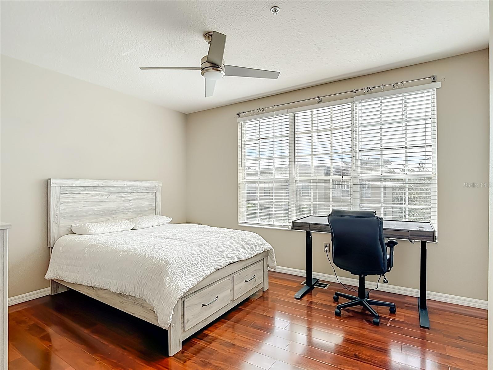 Image 11 of 19 For 3133 Bayshore Oaks Drive