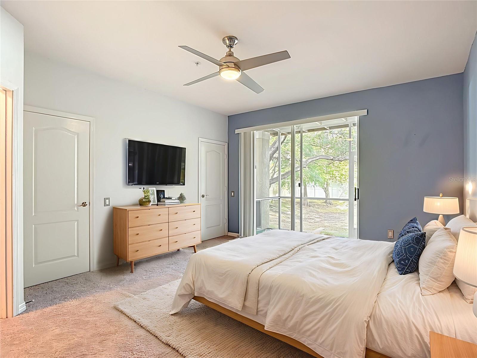 Image 13 of 19 For 3133 Bayshore Oaks Drive