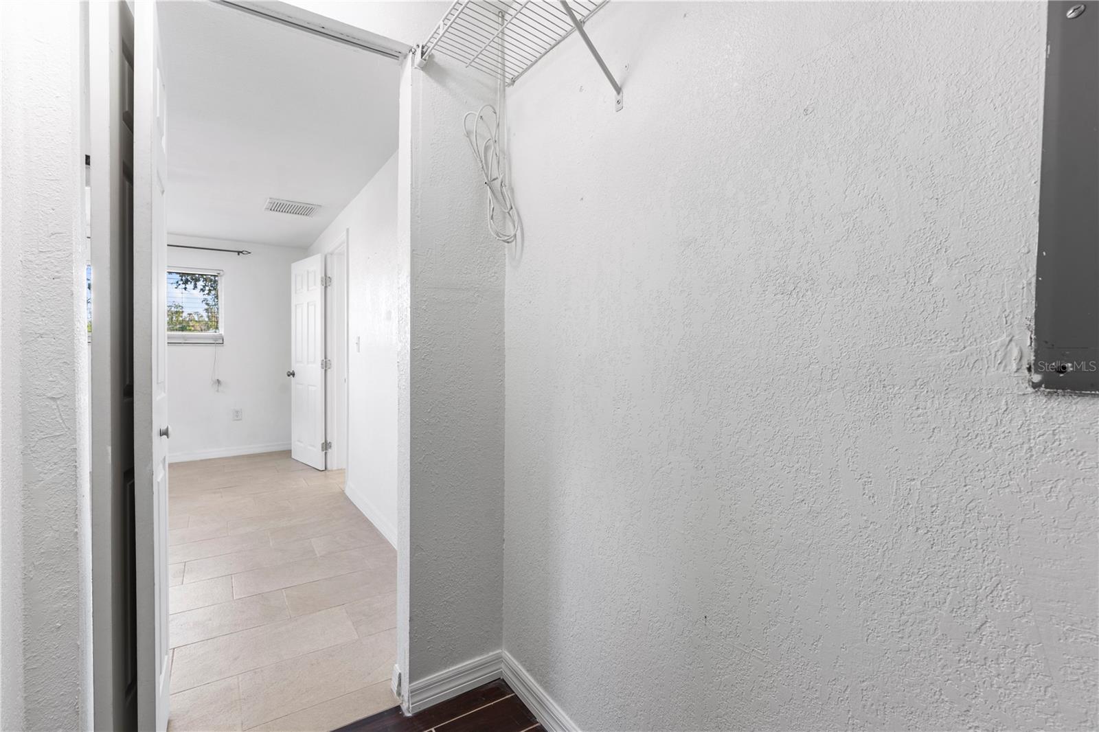 Image 32 of 32 For 8623 Parkway Circle