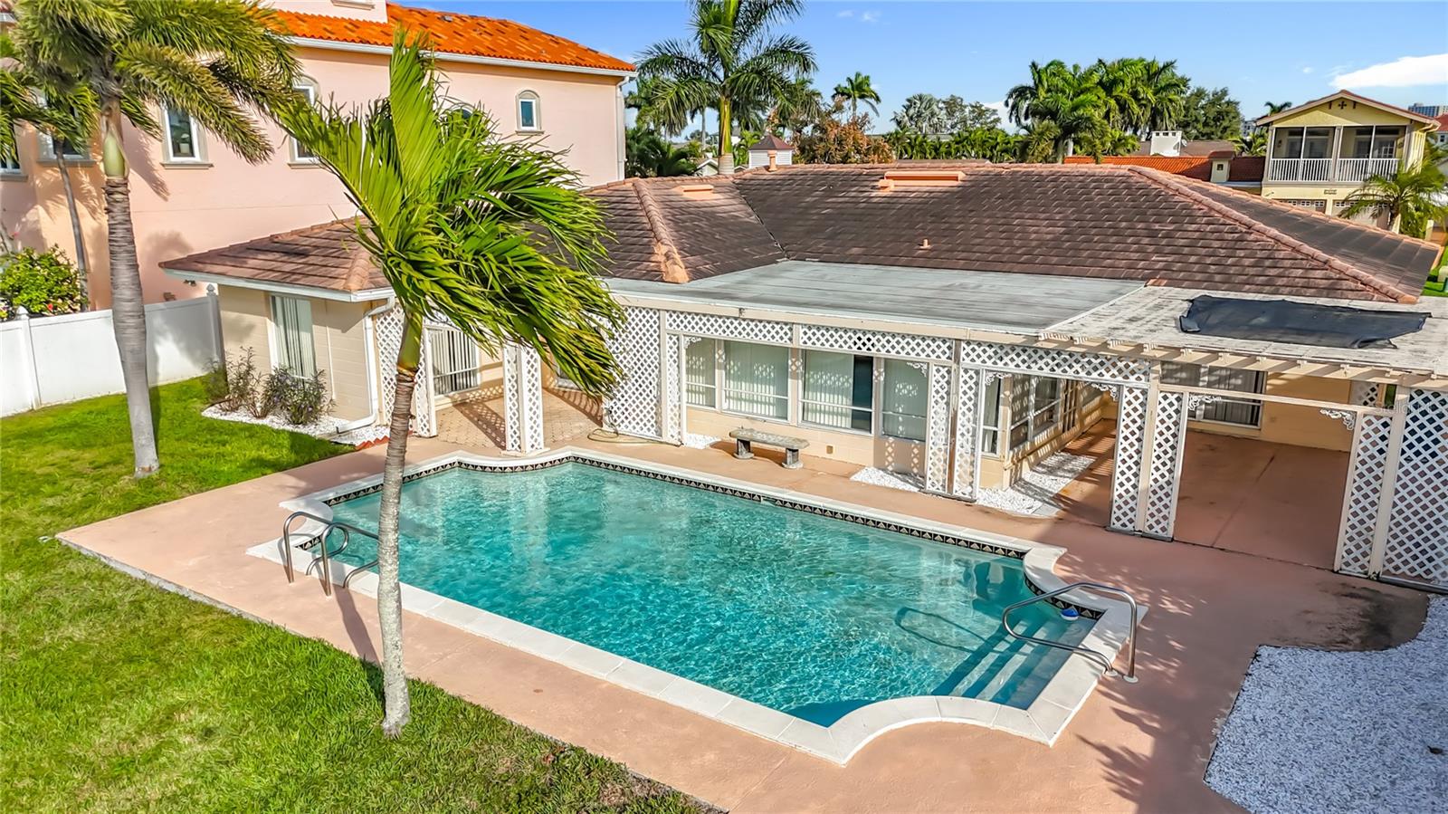 Image 4 of 61 For 1135 81st Street S