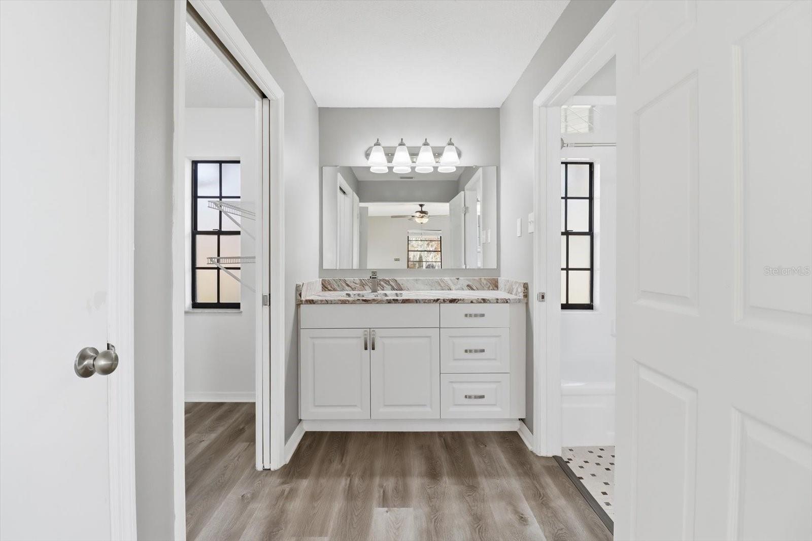 Image 13 of 37 For 10256 Pike Drive