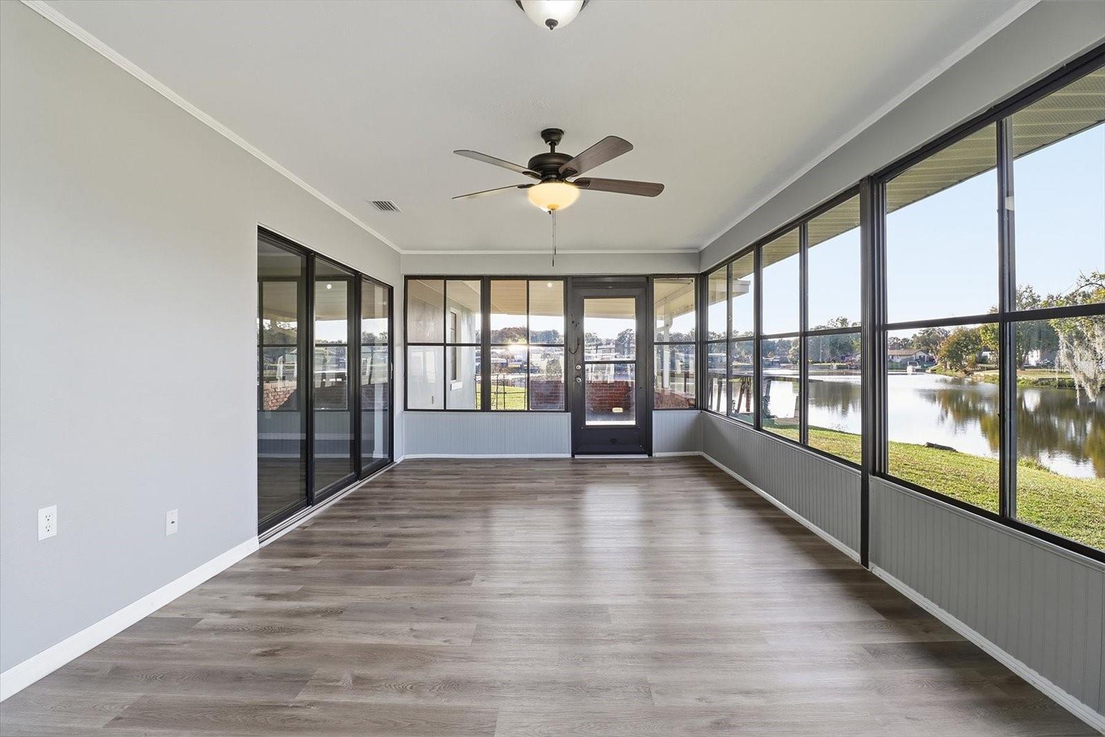 Image 17 of 37 For 10256 Pike Drive