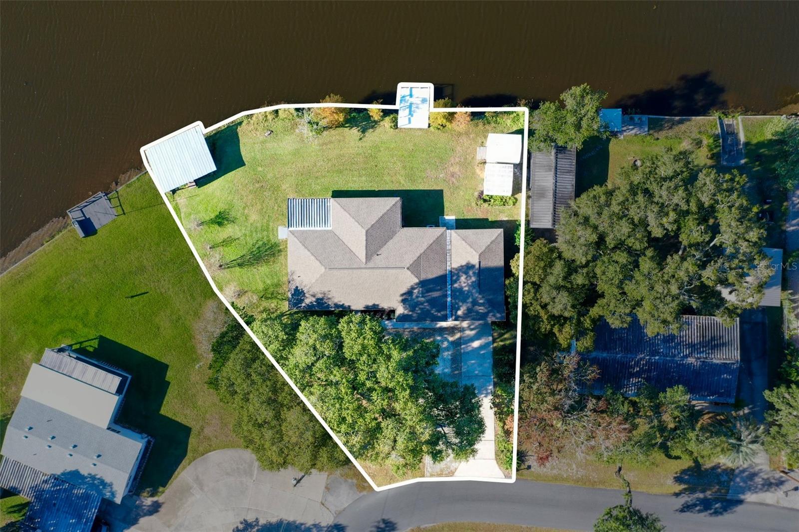 Image 34 of 37 For 10256 Pike Drive