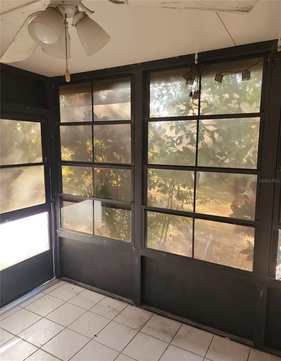 Image 12 of 47 For 8370 13th Street N A