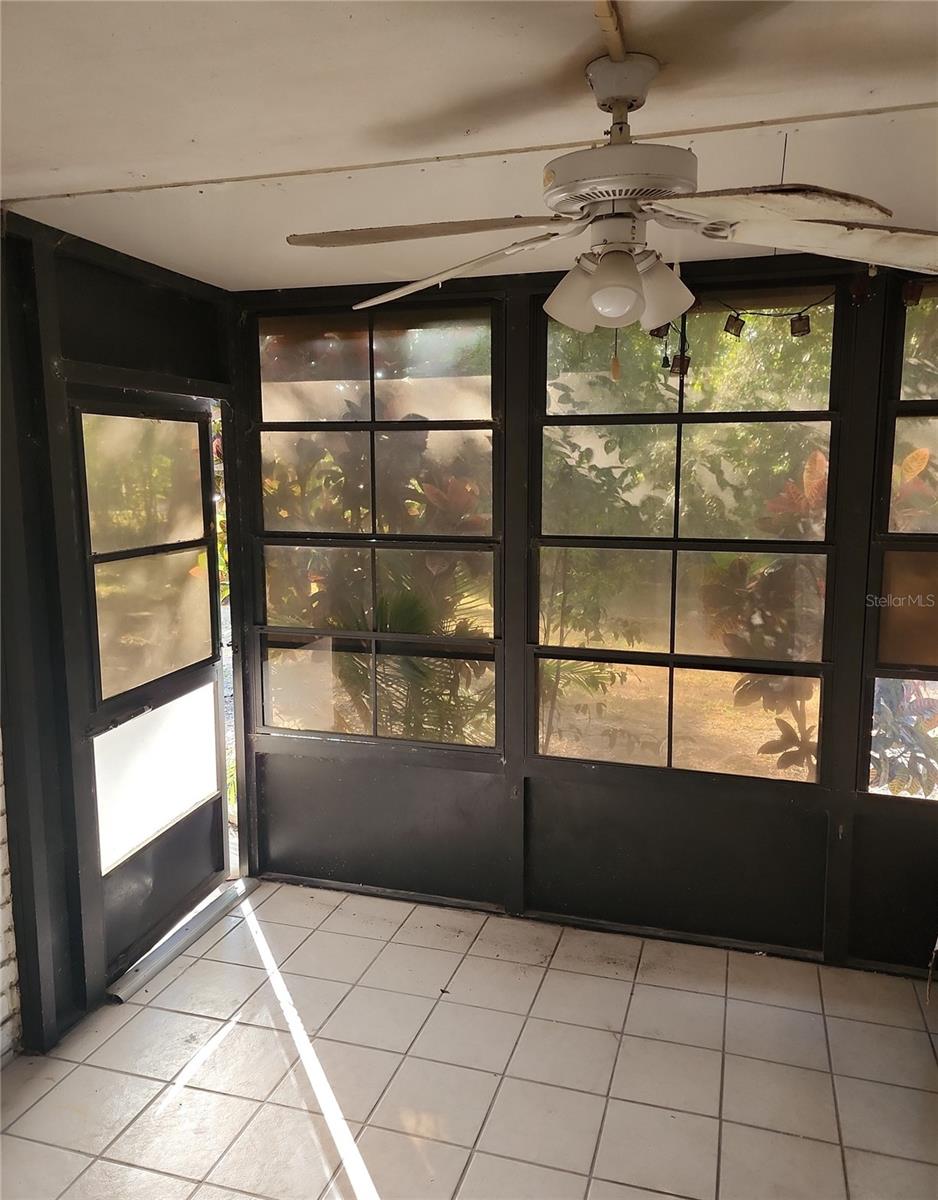 Image 9 of 47 For 8370 13th Street N A