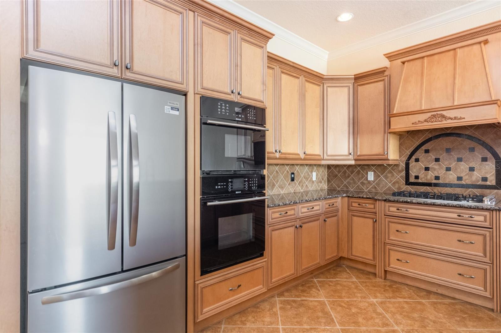 Image 10 of 28 For 8142 Via Rosa