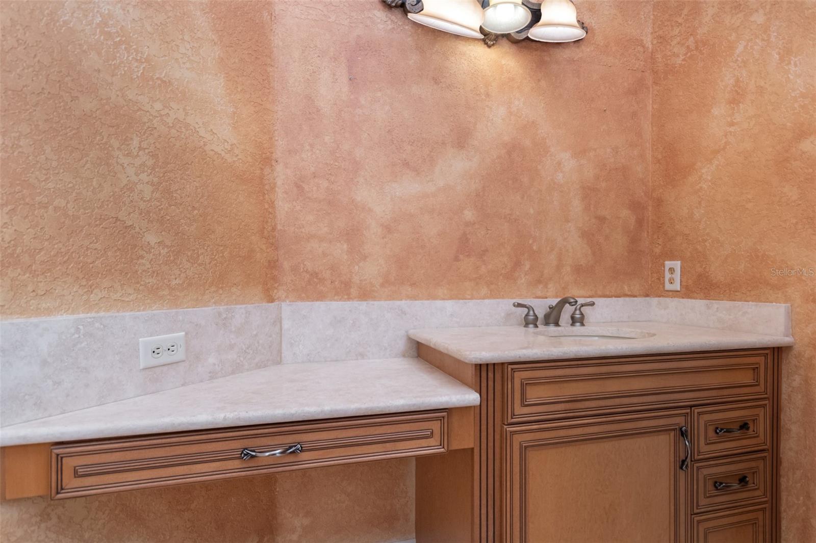 Image 16 of 28 For 8142 Via Rosa