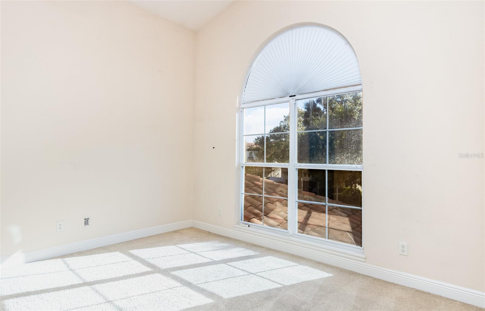 Image 19 of 28 For 8142 Via Rosa