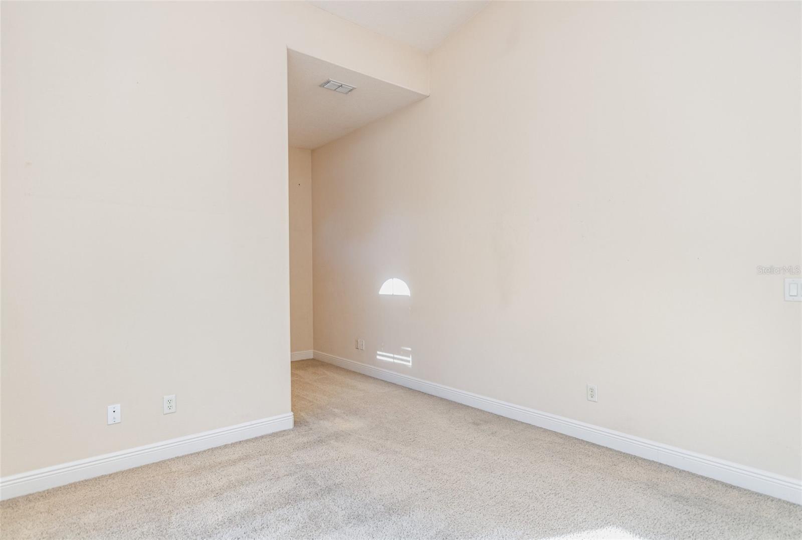 Image 21 of 28 For 8142 Via Rosa