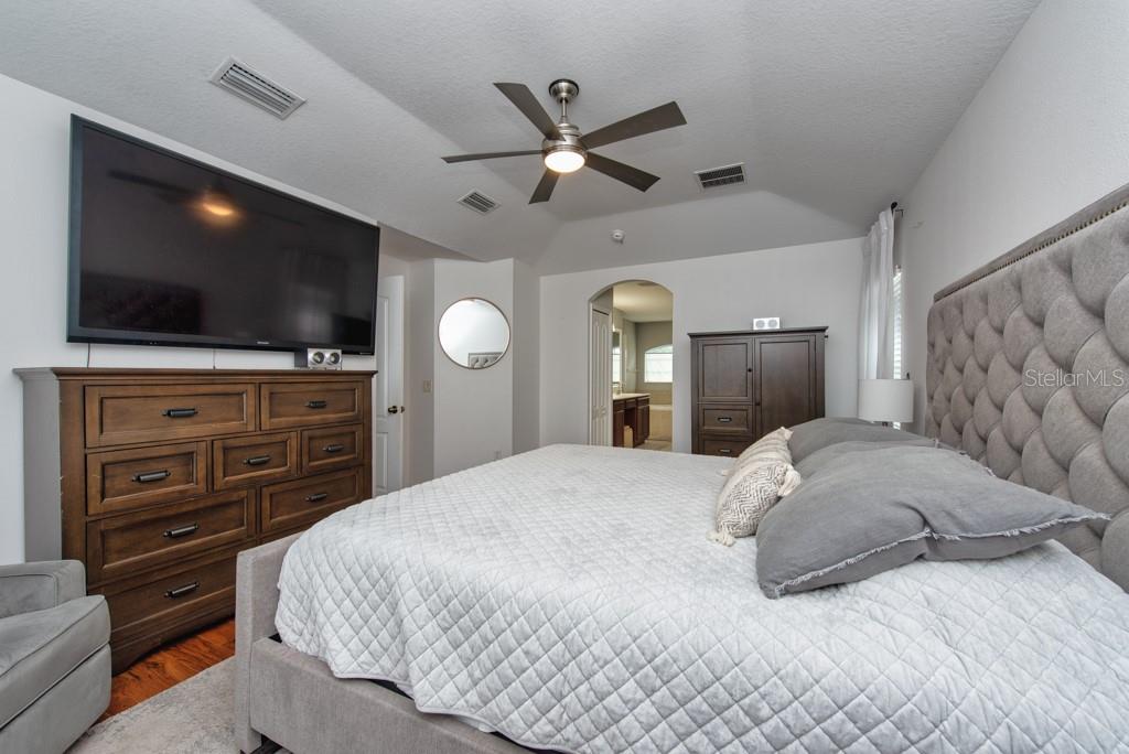 Image 23 of 44 For 2525 Cross More Street