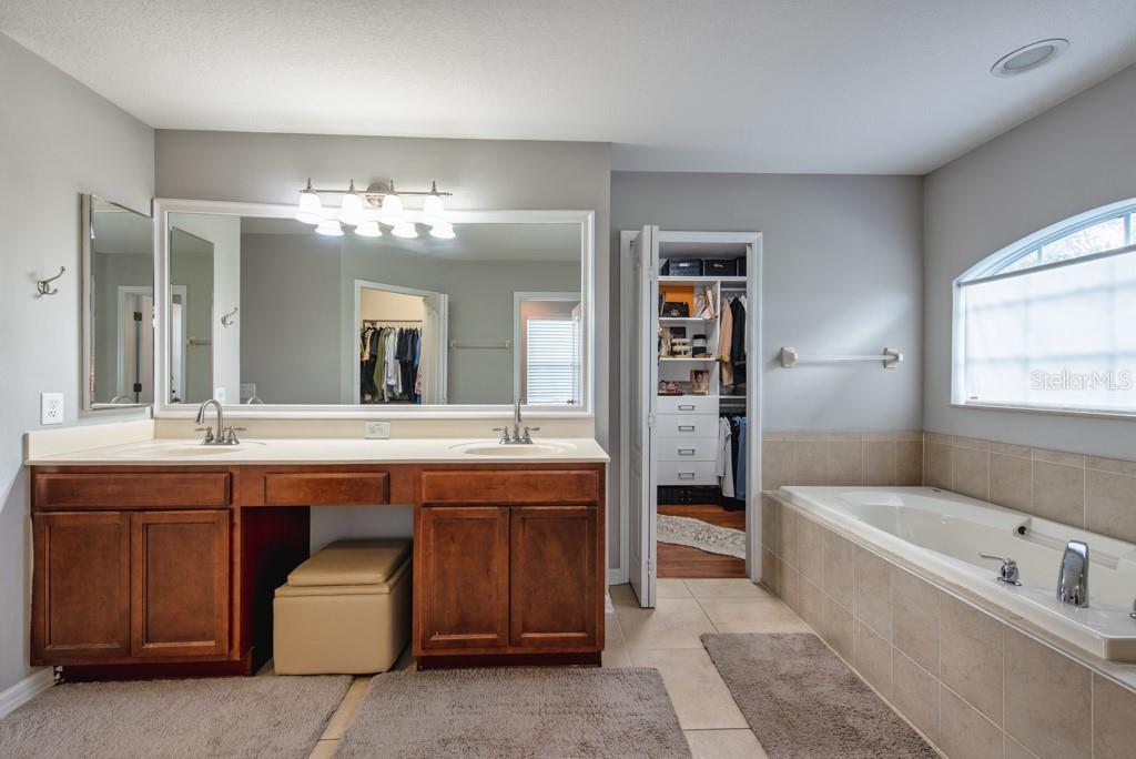 Image 24 of 44 For 2525 Cross More Street