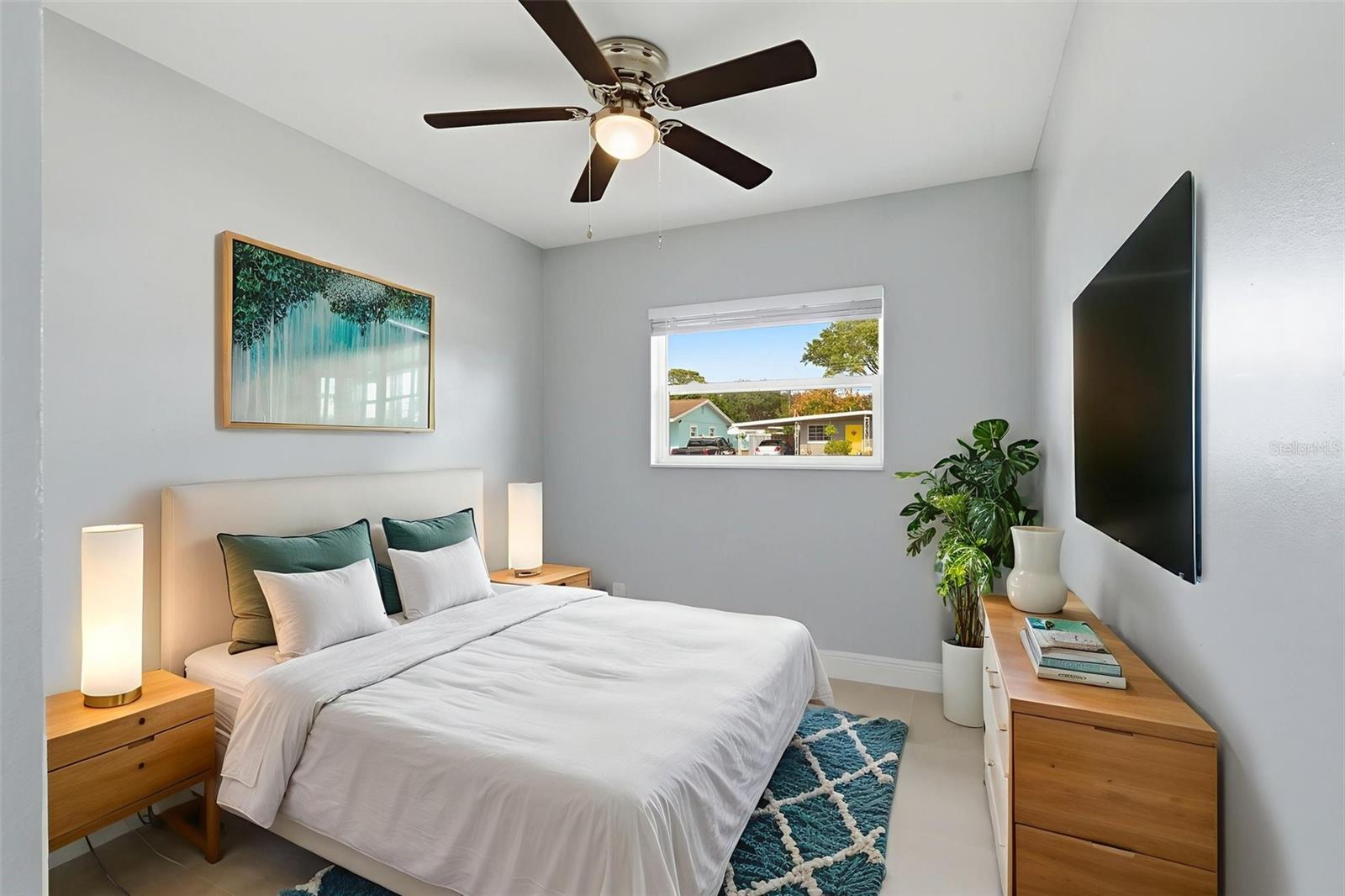 Image 15 of 33 For 112 Floral Drive