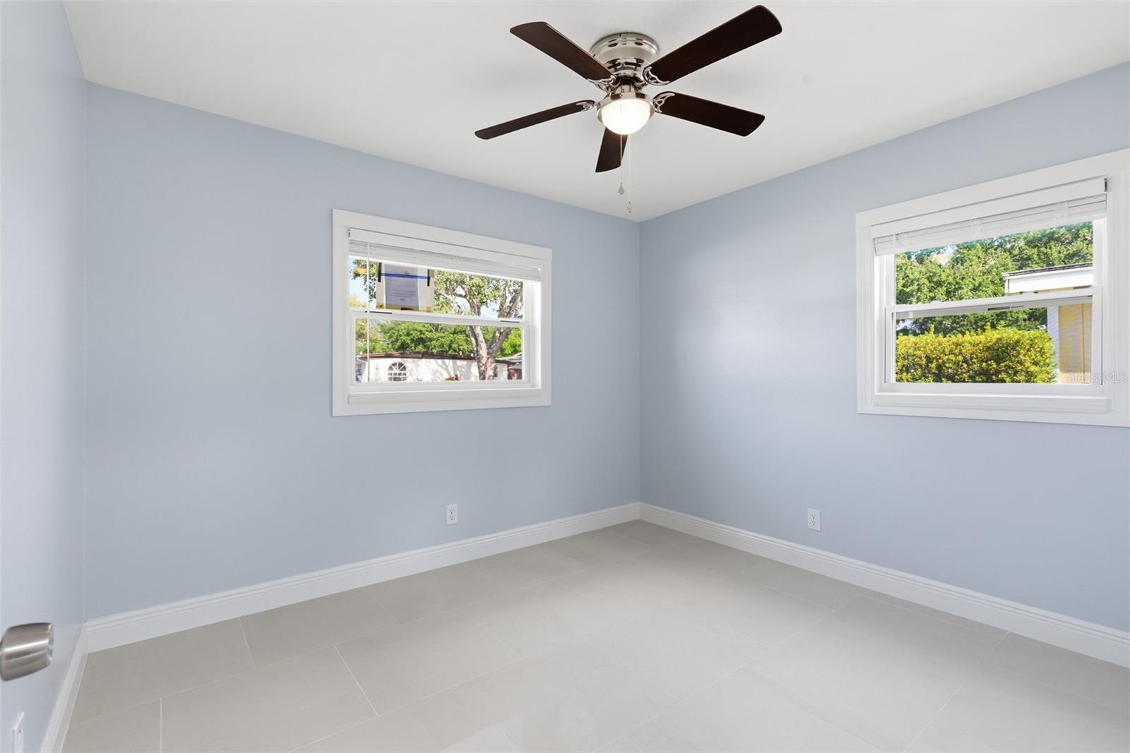 Image 22 of 33 For 112 Floral Drive