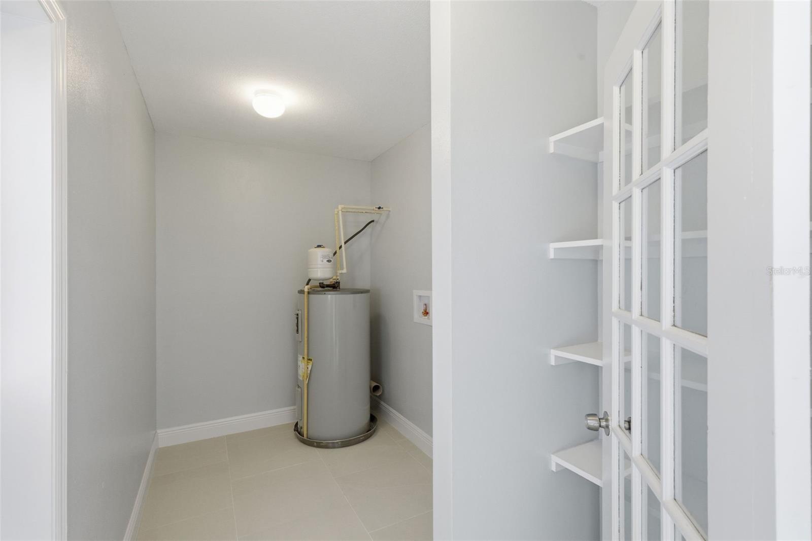 Image 24 of 33 For 112 Floral Drive